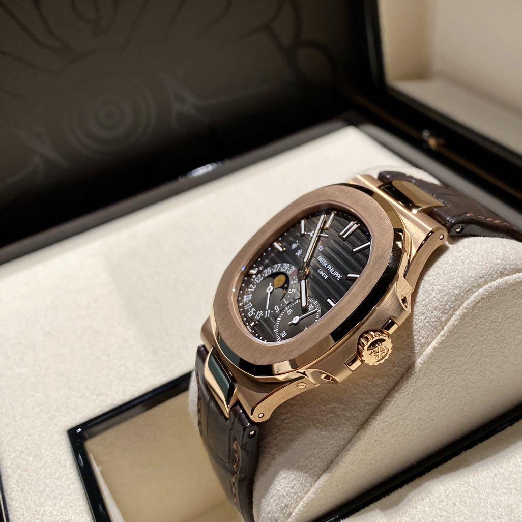 5712R - Patek Philippe NAUTILUS